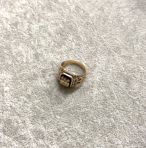 【買取実績】JOSTENS ジャスティンズ カレッジリングを買取いたしました。