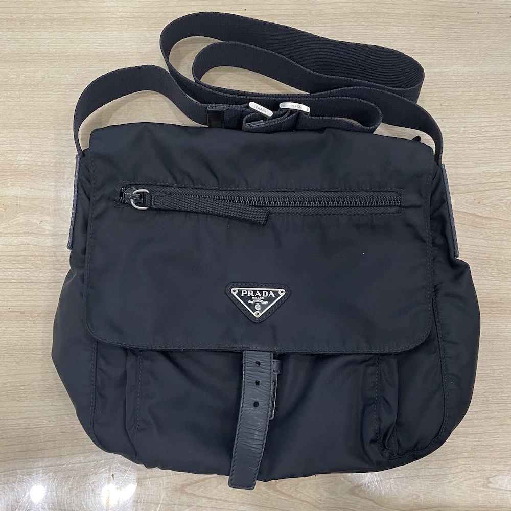 【買取実績】PRADA プラダ ナイロン ショルダーバッグをお買取いたしました。